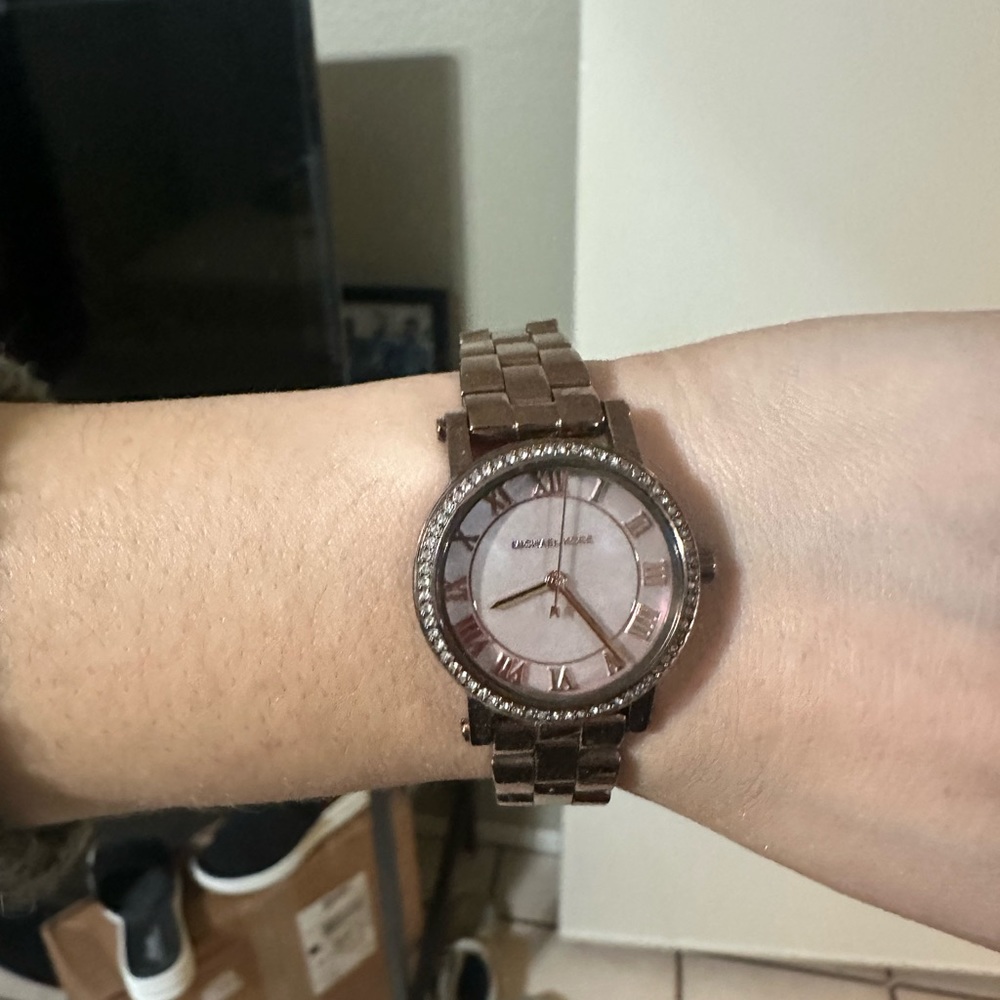 Michael kors watch women